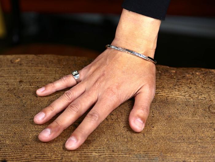アクセサリー LET IT BE Stamped & Twisted Bangle SV925 LET IT BE Stamped & Twisted Bangle -Thick- / 13AJ-382 – amp japan